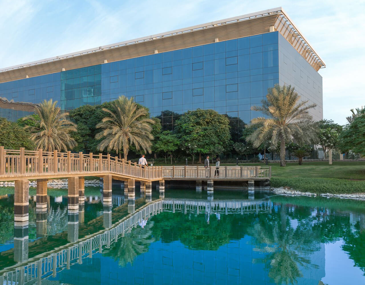 OurOfferings_FindYourFit_Hero_1280x1000_Desktop